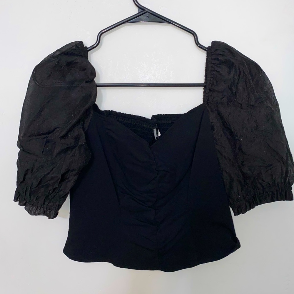 H&M puff sleeve top